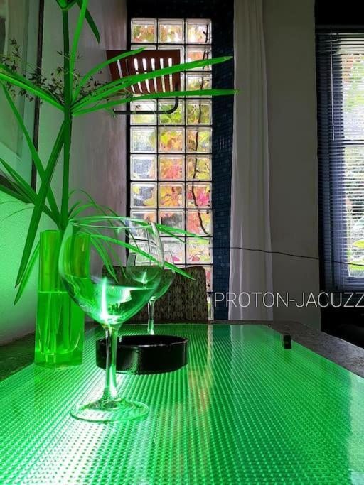 Zentral Club Apartamento Proton-Jacuzzi Бельмонте-де-Миранда Экстерьер фото