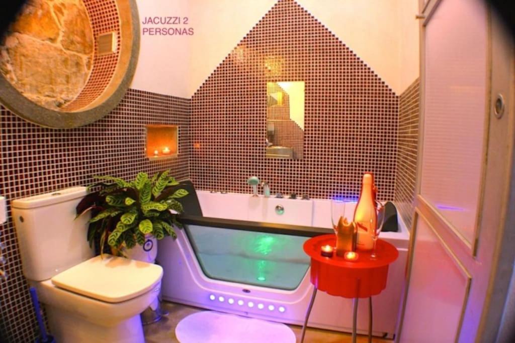 Zentral Club Apartamento Proton-Jacuzzi Бельмонте-де-Миранда Экстерьер фото
